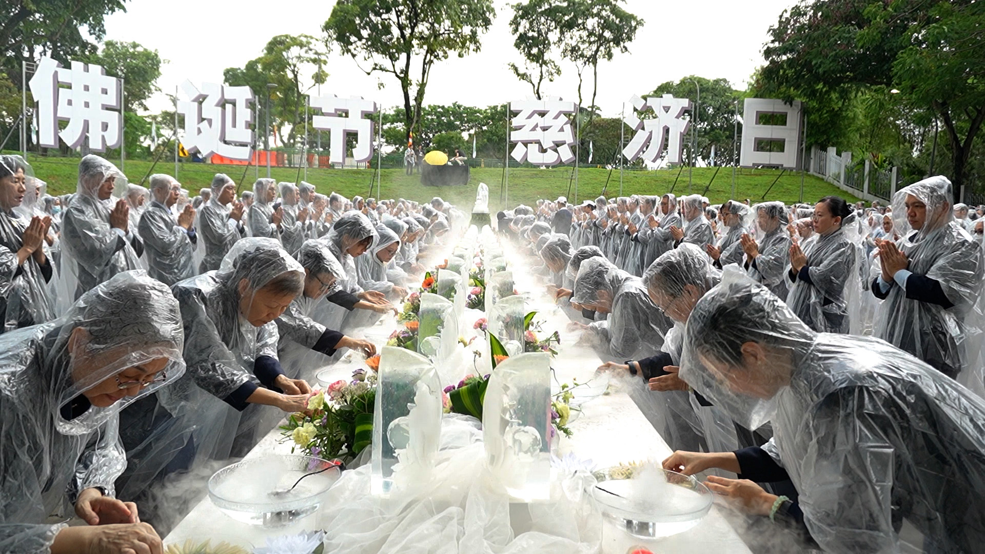 浴佛祈福 清净己心与佛相遇