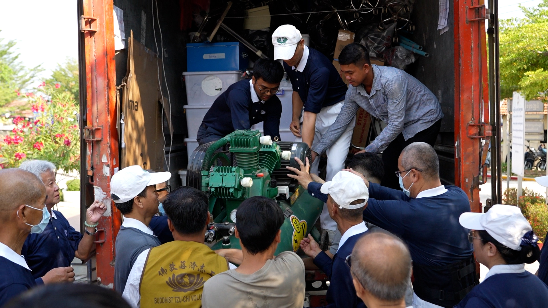 柬埔寨义诊筹备 各国志工齐圆满